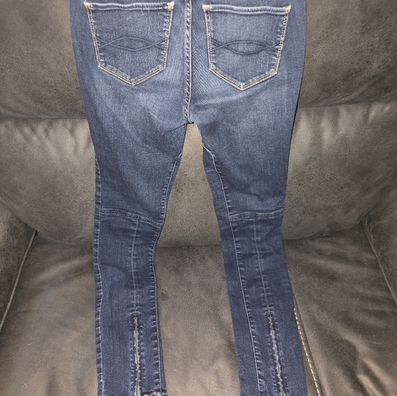 Abercrombie &Fitch jeans - Picture 2 of 5